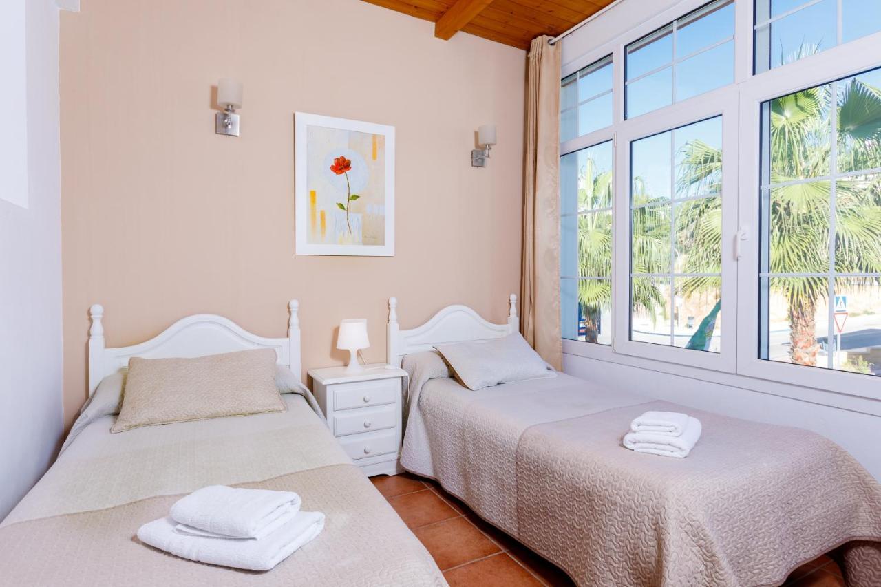 At Almoraide Rooms Suites (Adults Only) Nerja Buitenkant foto